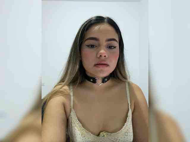 LiaBahamon webcam