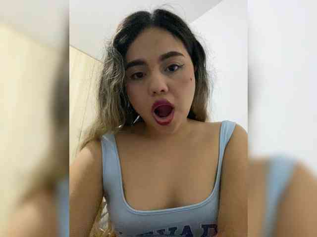 LiaBahamon webcam