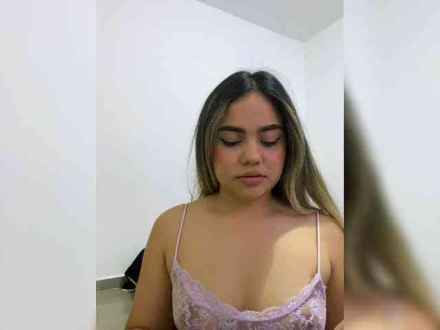 LiaBahamon webcam