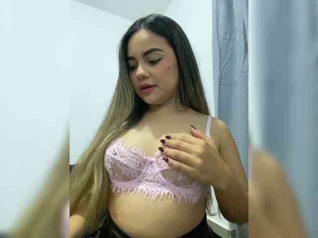 LiaBahamon webcam