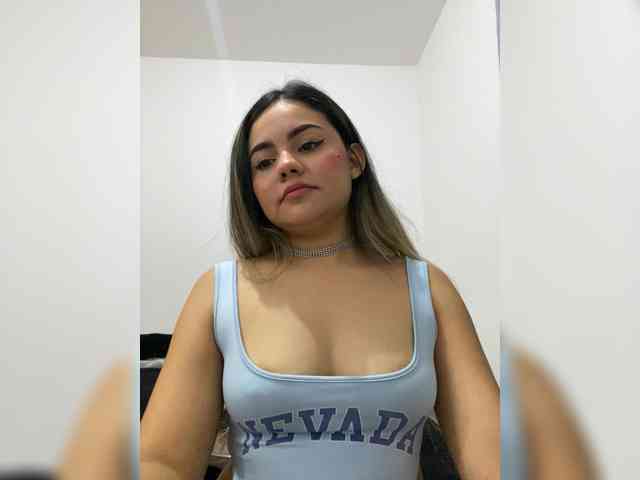 LiaBahamon webcam
