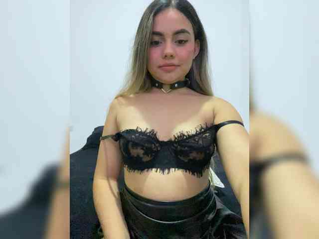 LiaBahamon webcam
