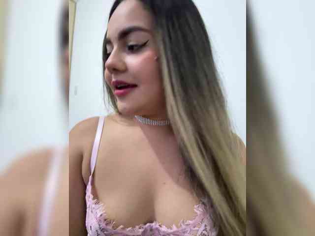 LiaBahamon webcam