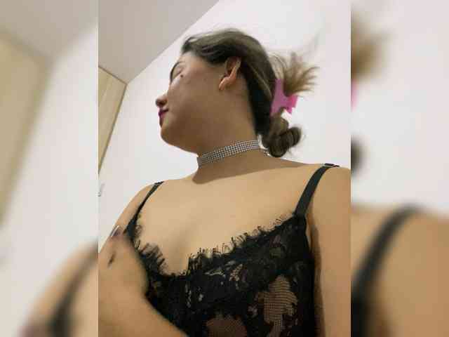 LiaBahamon webcam