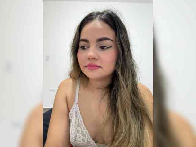 LiaBahamon webcam