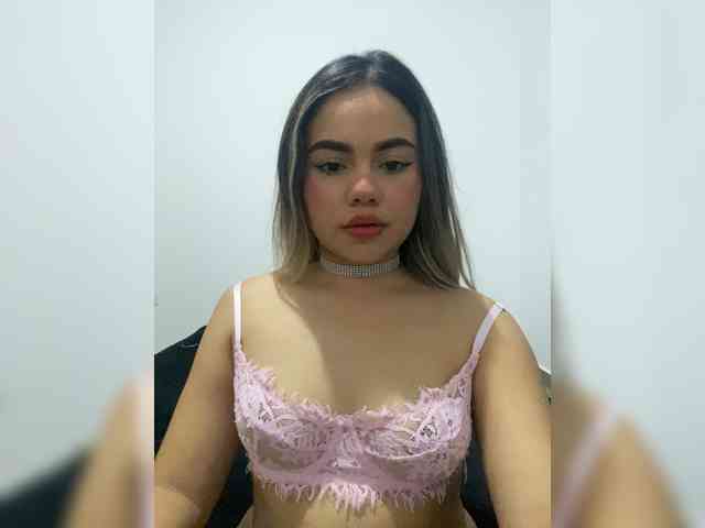 LiaBahamon webcam