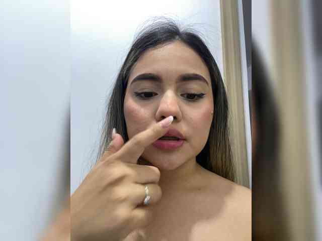 LiaBahamon webcam