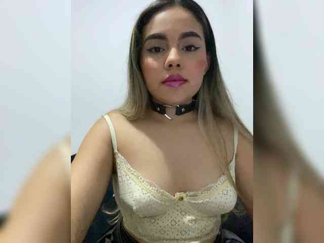 LiaBahamon webcam