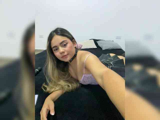 LiaBahamon webcam