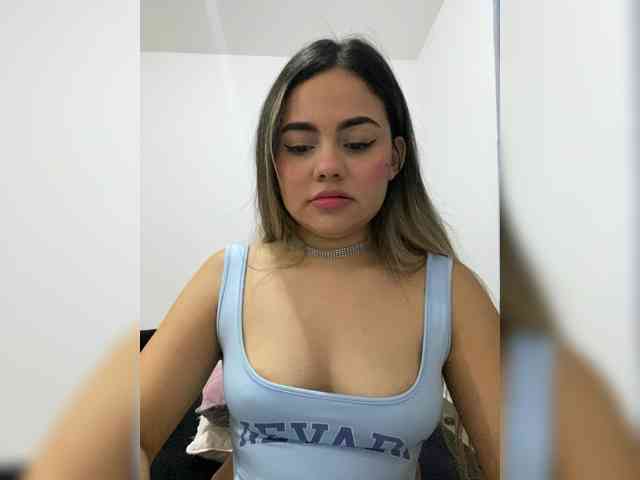 LiaBahamon webcam