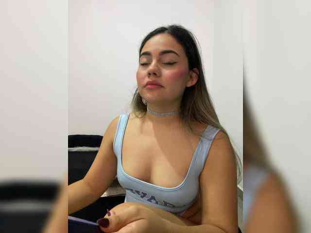 LiaBahamon webcam