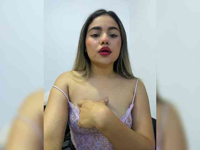 LiaBahamon webcam