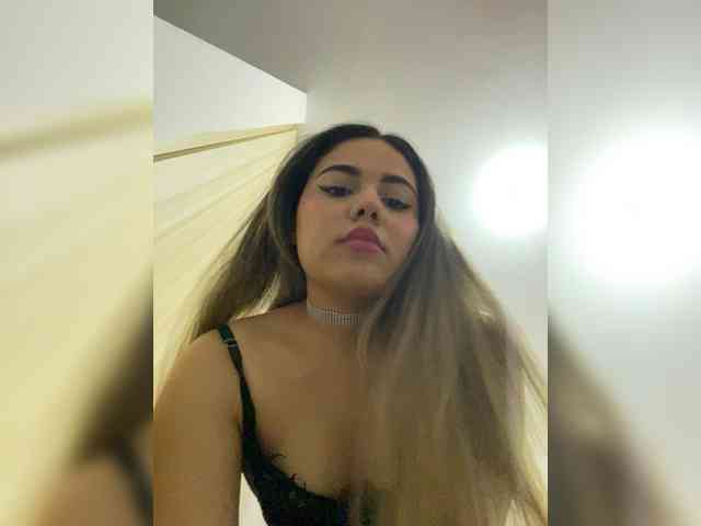 LiaBahamon webcam