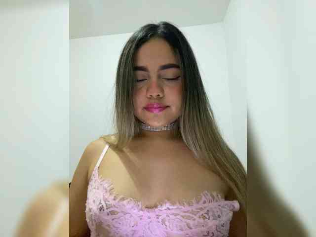 LiaBahamon webcam