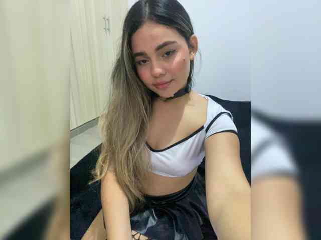 LiaBahamon webcam