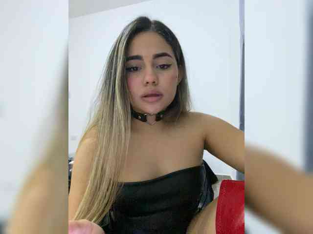 LiaBahamon webcam