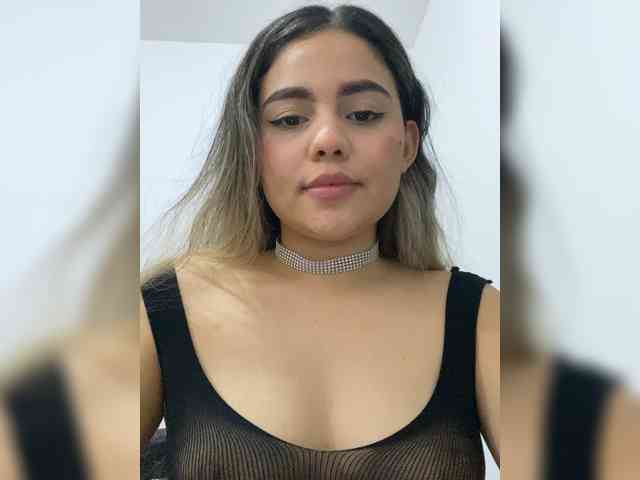 Liabahamon's cam show statistics and live stream