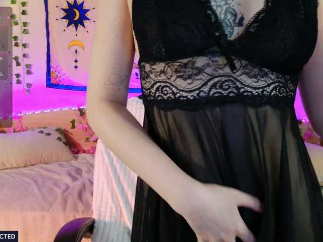 sakura-sakiyo live cam on BongaCams