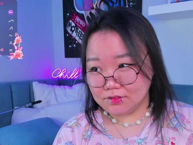 KimiMon live cam preview