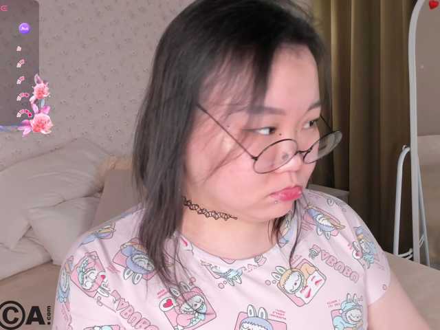 KimiMon live cam preview
