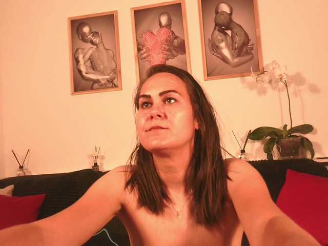NaughtyAntonia live cam on BongaCams