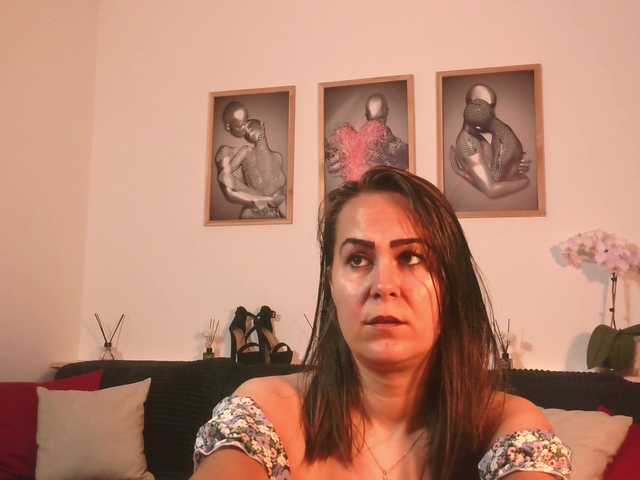 NaughtyAntonia live cam on BongaCams