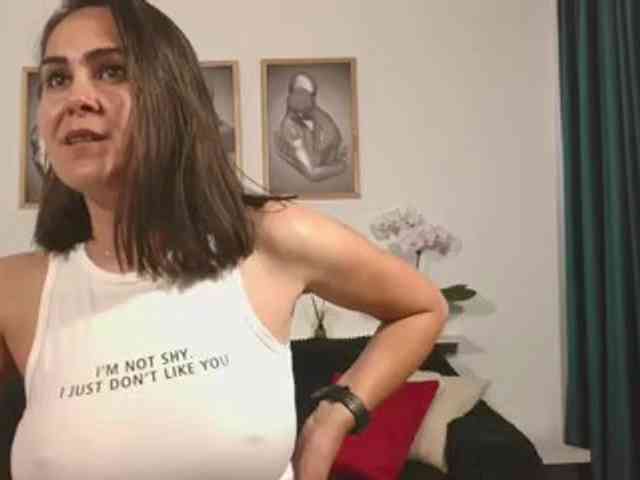 NaughtyAntonia webcam