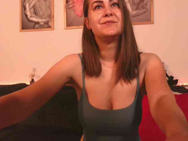 NaughtyAntonia NaughtyAntonia