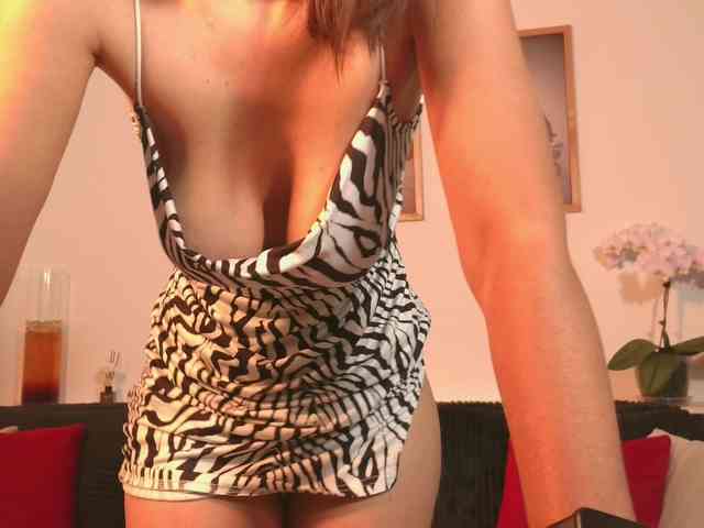 NaughtyAntonia NaughtyAntonia