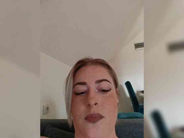 CallmeWild7 webcam