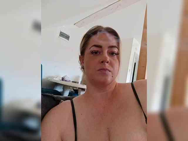 CallmeWild7 webcam