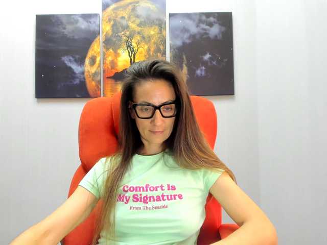 ViktoriiaLuna live cam on BongaCams