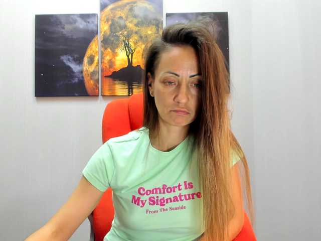 Sex chat gratuit in direct cu ViktoriiaLuna pe BongaCams