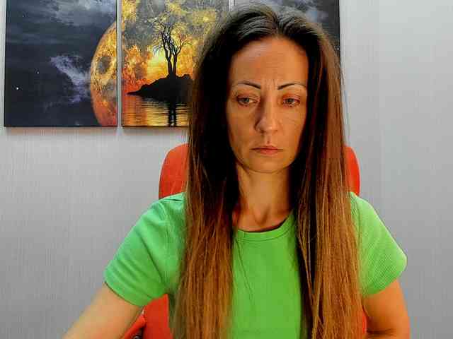 ViktoriiaLuna webcam