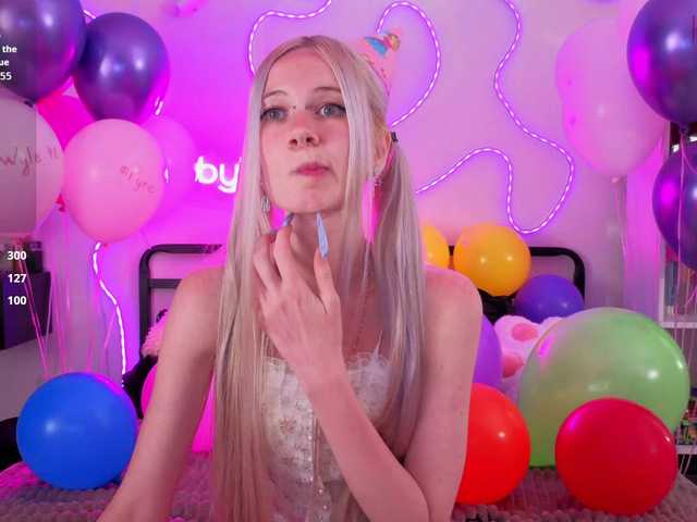 bbybee-lin live cam on BongaCams