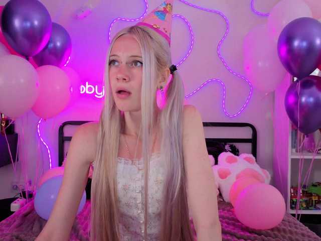 bbybee-lin live cam on BongaCams