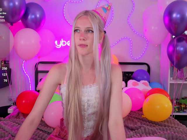 bbybee-lin live cam on BongaCams