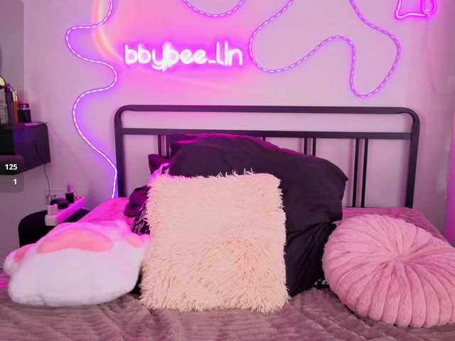 bbybee-lin live cam on BongaCams