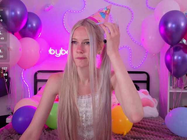 bbybee-lin live cam on BongaCams