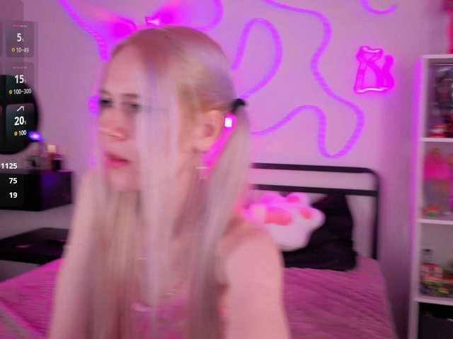 bbybee-lin live cam on BongaCams