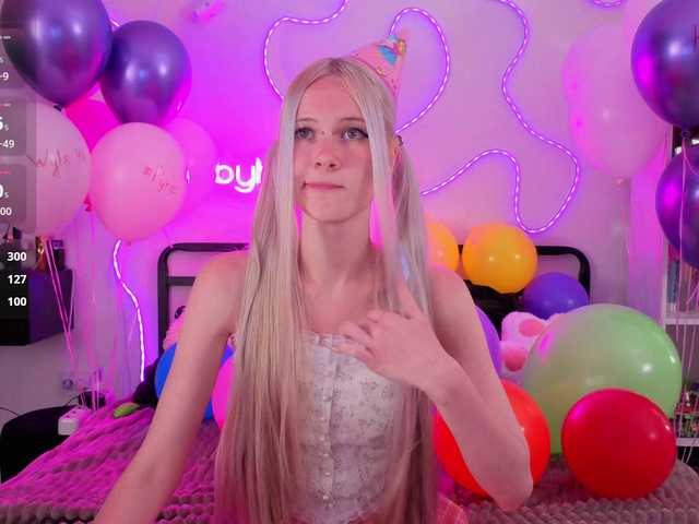 bbybee-lin live cam on BongaCams