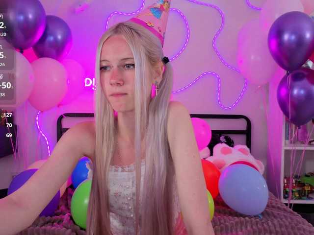 bbybee-lin live cam on BongaCams