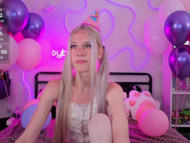 bbybee-lin live cam on BongaCams