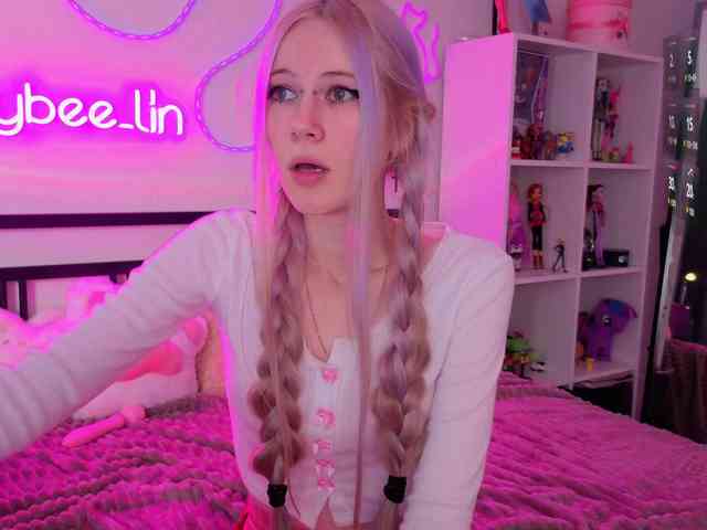 Bbybee-lin's cam show statistics and live stream