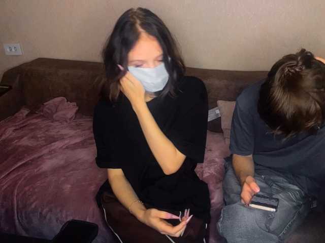 -Mia-