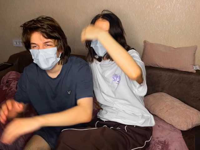 -Mia-