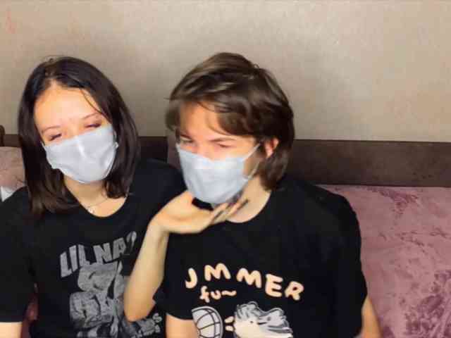 -Mia- live couple cam on bongacams