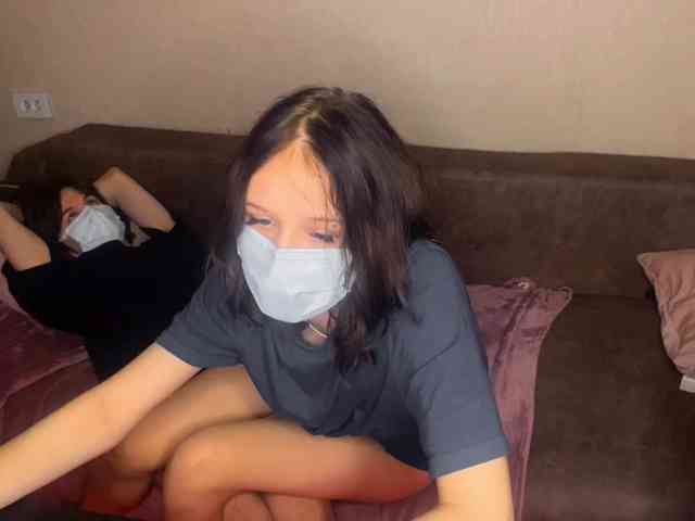 -Mia-