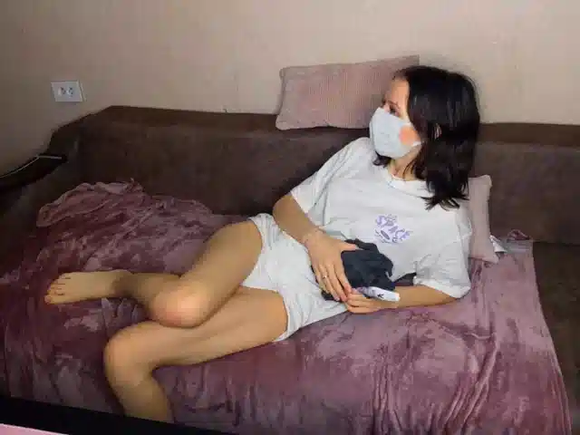 -Mia-