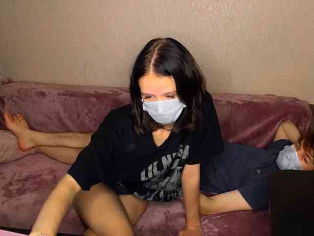 Model: -Mia-